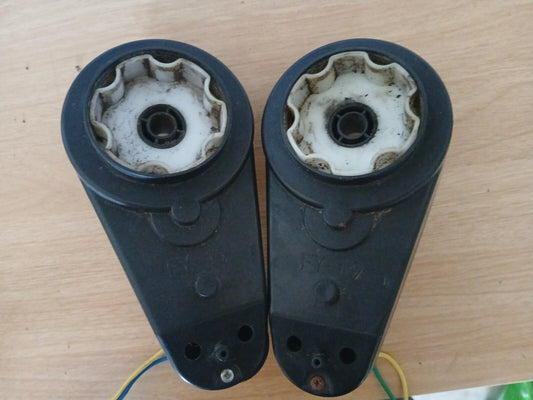 12V 12,000 RPM Motor and Gearbox Set for Kids Ride-On Cars Front Axle - 2 Pieces Used Gas Scooters 0