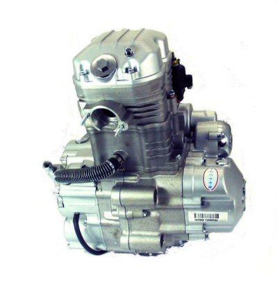 250cc Liquid-Cooled 4-stroke Engine