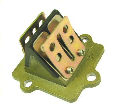50cc-2-stroke-minarelli-style-reed-valve-assembly-6.gif