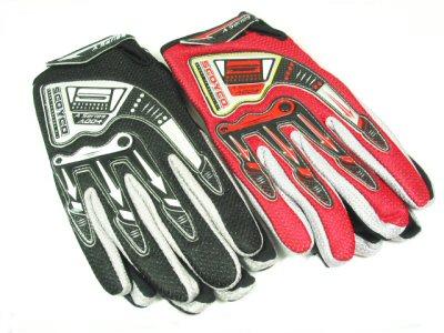 universal-riding-gloves-6.gif